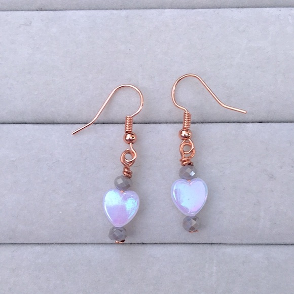 Gray + Iridescent White Aurora Borealis Heart Drop Earrings - Picture 6 of 7